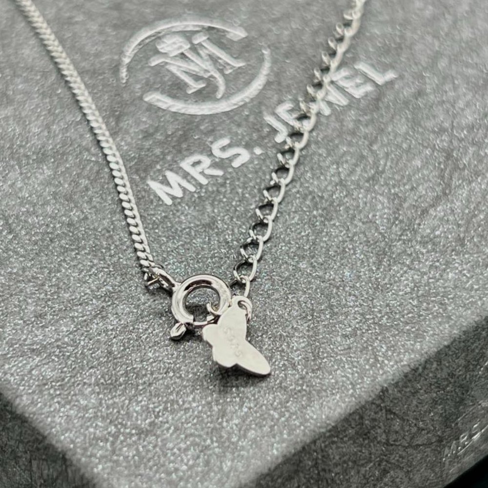 Cute Heart shaped Pendant Necklace made in 925 Sterling Silver